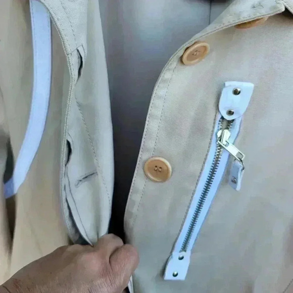 WORTH Beige CANVAS/WHITE LEATHER TRIM WALKING COAT 12 - Picture 3 of 10